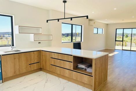 Photo of property in 53 Kaha Road, Papakura, 2110