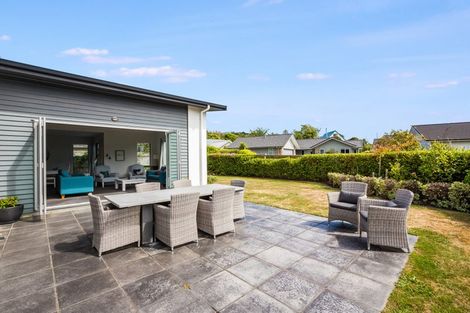 Photo of property in 52 Resolution Drive, Whitby, Porirua, 5024