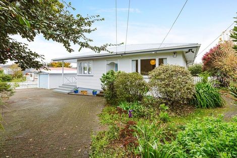 Photo of property in 15 Albert Street, Papakura, 2110