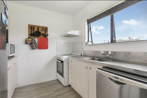 Photo of property in 2/11 Avis Avenue, Papatoetoe, Auckland, 2025