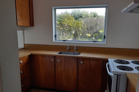 Photo of property in 192f1 Onepu Road, Lyall Bay, Wellington, 6022