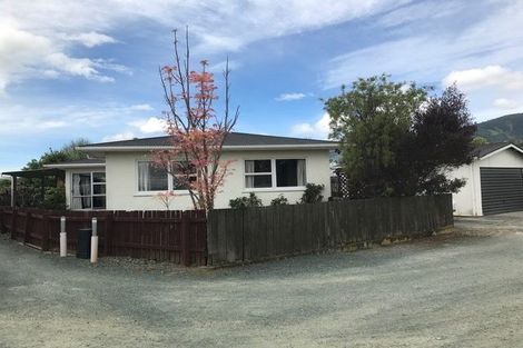 Photo of property in 76 Marlowe Street, Stoke, Nelson, 7011