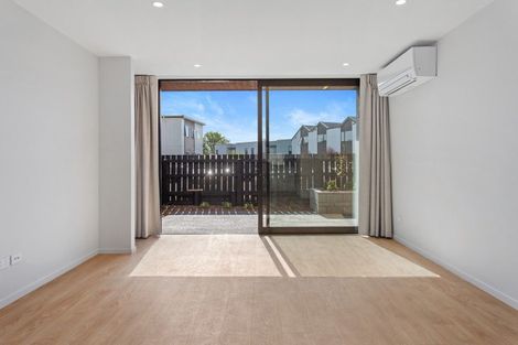 Photo of property in 4/58 Waltham Road, Sydenham, Christchurch, 8023