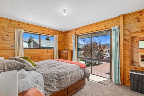 Photo of property in 48 Meadowstone Drive, Wanaka, 9305