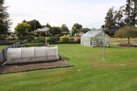 Photo of property in 1843 Dipton Winton Highway, Centre Bush, Winton, 9783