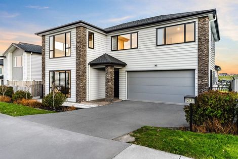Photo of property in 22 Cassidy Drive, Orewa, 0931