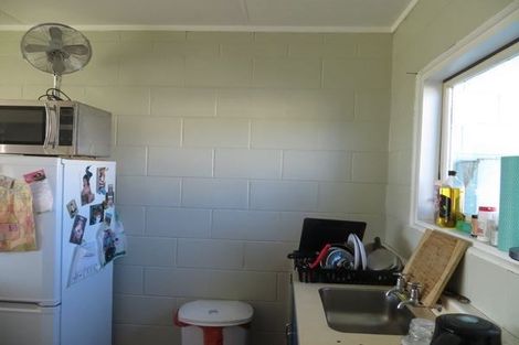 Photo of property in 18 Kent Street, Waiuku, 2123