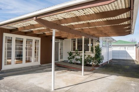 Photo of property in 1 Coddington Crescent, Masterton, 5810