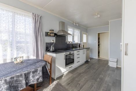 Photo of property in 27 Freyberg Terrace, Waipukurau, 4200