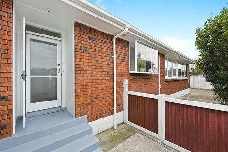 Photo of property in 22 Frederick Drive, Dinsdale, Hamilton, 3204