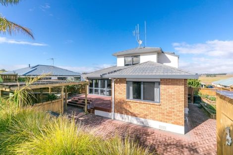 Photo of property in 16 Friesian Place, Grandview Heights, Hamilton, 3200