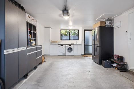 Photo of property in 3 Salisbury Avenue, Terrace End, Palmerston North, 4410