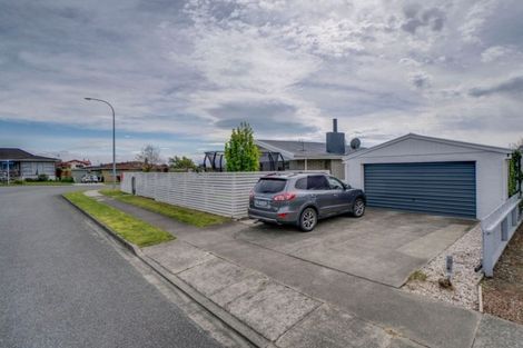 Photo of property in 52 Fergusson Street, Stoke, Nelson, 7011