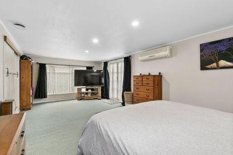 Photo of property in 31 Mcgowan Road, Wainuiomata, Lower Hutt, 5014