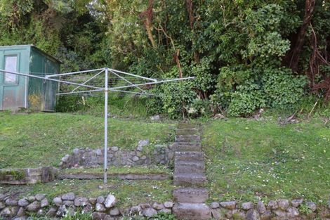 Photo of property in 2/159a Newlands Road, Newlands, Wellington, 6037