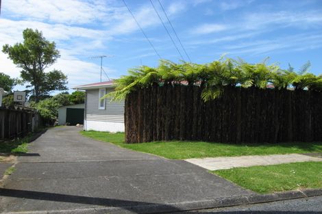 Photo of property in 19 Koru Street, Mangere Bridge, Auckland, 2022