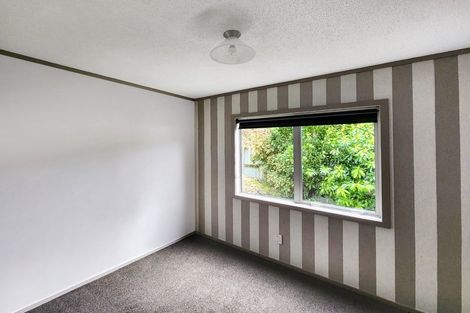 Photo of property in 16 Crystal Grove, Birchville, Upper Hutt, 5018