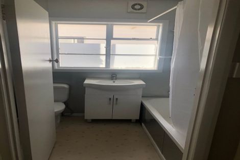 Photo of property in 13b Kim Street, Khandallah, Wellington, 6035