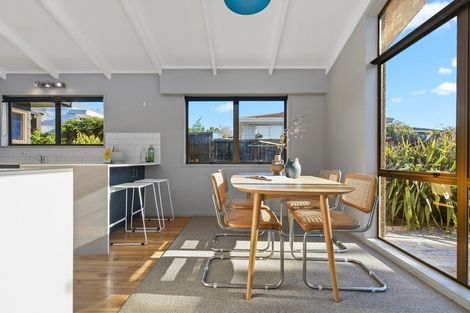 Photo of property in 4 Leonard Place, Dinsdale, Hamilton, 3204