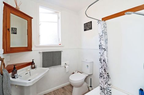 Photo of property in 57 Test Street, South Hill, Oamaru, 9400