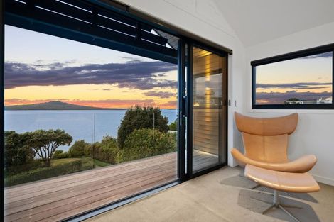 Photo of property in 24 Seacliffe Avenue, Belmont, Auckland, 0622