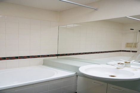 Photo of property in St James Courts, 5/77 Gloucester Street, Christchurch Central, Christchurch, 8013