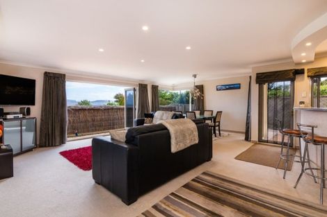 Photo of property in 36 Shepherd Road, Waipahihi, Taupo, 3330