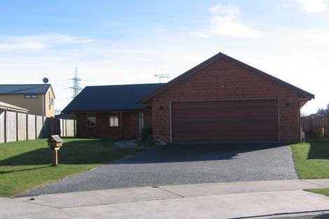 Photo of property in 8 Cumbria Way, Hamilton East, Hamilton, 3216