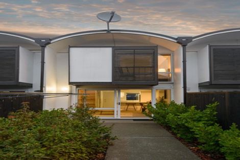 Photo of property in 2/18 Salisbury Street, Christchurch Central, Christchurch, 8013