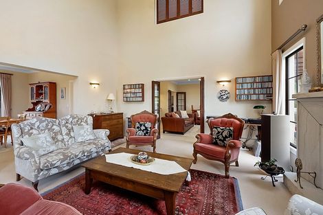 Photo of property in 8 Tupare Place, Highlands Park, New Plymouth, 4312
