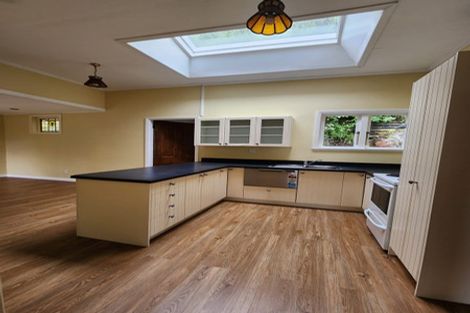 Photo of property in 140 Glenmore Street, Northland, Wellington, 6012