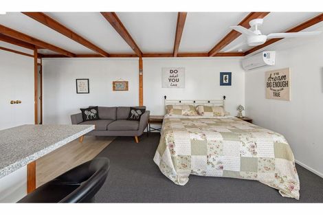 Photo of property in 8b Granfield Place, Te Kamo, Whangarei, 0112