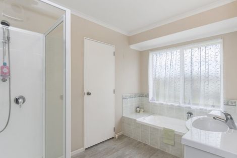 Photo of property in 12 Primrose Place, Papamoa Beach, Papamoa, 3118