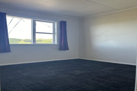 Photo of property in 12 Huntingdon Street, Northland, Wellington, 6012