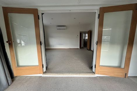 Photo of property in 24 York Avenue, Heretaunga, Upper Hutt, 5018