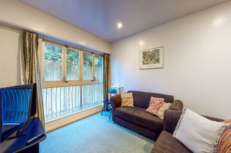Photo of property in Capital Hill Apartments, 13/54u Hill Street, Thorndon, Wellington, 6011