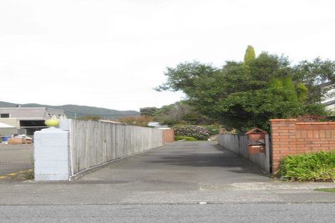 Photo of property in 90a Epuni Street, Epuni, Lower Hutt, 5011