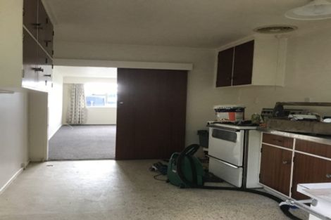 Photo of property in 210f4 Newlands Road, Newlands, Wellington, 6037