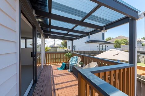 Photo of property in 5a James Laurie Street, Henderson, Auckland, 0612
