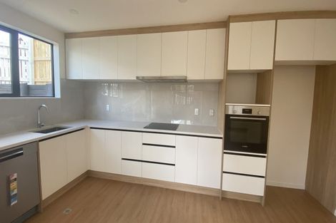 Photo of property in 37a Allington Road, Massey, Auckland, 0614