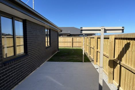 Photo of property in 33 Raptor Street, Rolleston, 7615
