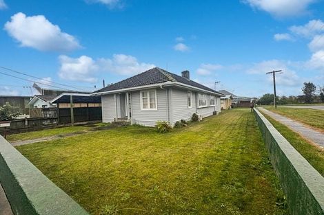 Photo of property in 1 Ravensworth Place, Foxton, 4814