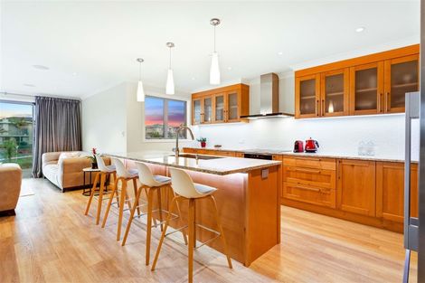 Photo of property in 22b Halyard Place, Te Atatu Peninsula, Auckland, 0610