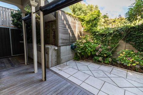 Photo of property in 30b Wright Street, Mount Cook, Wellington, 6021