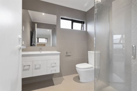 Photo of property in 7 Oioi Road, Hobsonville, Auckland, 0616