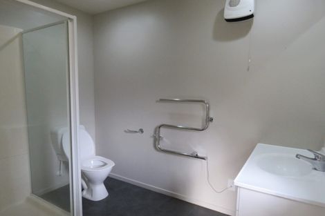 Photo of property in 6 Sheraton Place, Redwood, Christchurch, 8051