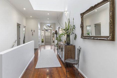 Photo of property in 11 Wade Street, Wadestown, Wellington, 6012