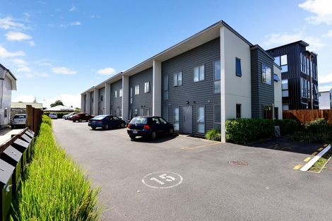 Photo of property in 181u3 Knighton Road, Hillcrest, Hamilton, 3216