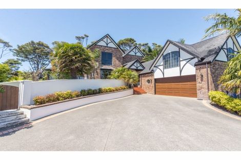 Photo of property in 30 Chamari Close, Titirangi, Auckland, 0604