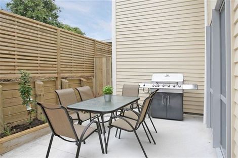Photo of property in 44u2 Owen Street, Newtown, Wellington, 6021